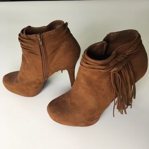 Madeline Girl Fringe heels/boots